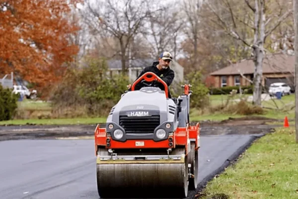 Asphalt Sealer: A Complete Guide to Types, Application Timing, Costs, Weather Requirements, Maintenance & DIY Tips